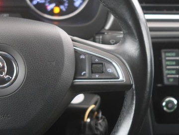 Skoda Rapid II Spaceback 1.2 TSI 110KM 2016 Skoda Rapid Spaceback 1.2 TSI, Salon Polska, zdjęcie 16