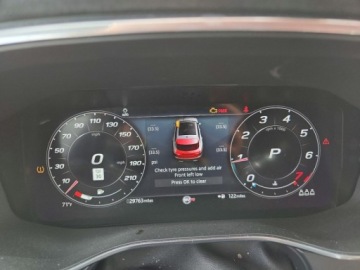 Jaguar F-Pace SVR Facelifting 5.0P V8 550KM 2021 Jaguar F-Pace Svr 2021 5.0 Benzyna 550KM, zdjęcie 9