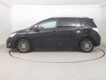 Toyota Verso Minivan Facelifting 1.8 Valvematic 147KM 2016 Toyota Verso 1.8 Valvematic, 7 miejsc, Navi, zdjęcie 2