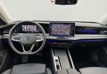 Volkswagen Passat B8 Variant Facelifting 2.0 TDI SCR 150KM 2024 Volkswagen Passat ELAGANCE salon Polska gwar. masaz matrix kamery360 wenty, zdjęcie 13