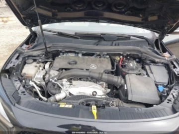 Mercedes GLA II 2021 Mercedes-Benz GLA 2021 r., 2,0L 250 4MATIC 2.0 Benzyna 221KM, zdjęcie 10