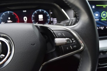 Skoda Octavia IV Kombi 2.0 TDI 150KM 2021 Skoda Octavia 2.0 TDI 150KM Style Kamera Czujniki Podgrz.fot Ambiente Navi, zdjęcie 14