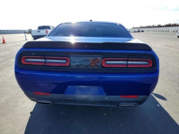 Dodge Challenger III 2022 Dodge Challenger 2022 DODGE CHALLENGER SXT 3.6 Benzyna 295KM, zdjęcie 2