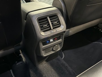 Volkswagen Tiguan Allspace SUV Facelifting 2.0 TSI 190KM 2022 Volkswagen Tiguan Allspace Volkswagen Tiguan R-LIN, zdjęcie 29