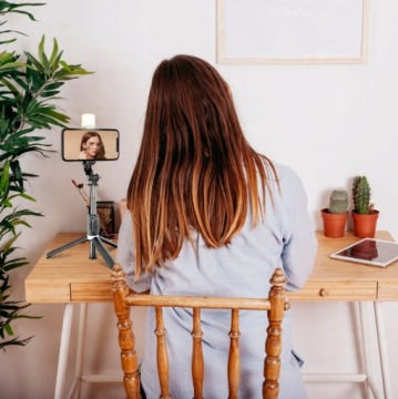 SELFI STICK BLUETOOTH ШТАТИВ С ПУЛЬТОМ ДИСТАНЦИОННОГО УПРАВЛЕНИЯ ДЛИННЫЙ СО СВЕТОДИОДНОЙ ЛАМПОЙ