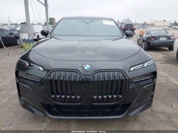 BMW Seria 7 G70 2024 BMW Seria 7 740i 2024 3.0l 3.0 Benzyna 375KM, zdjęcie 8