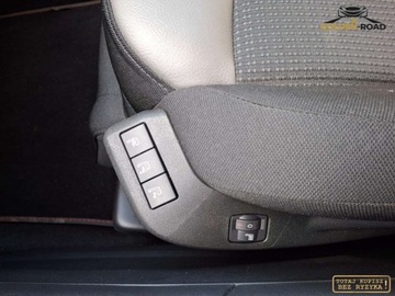 Citroen C4 Picasso I 1.6 THP 156KM 2013 Citroen C4 Picasso 1,6 BENZ 156KM klima masaze navi kamera pdc oplacony, zdjęcie 17