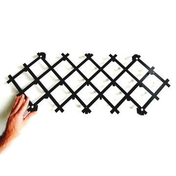 decolicious_pl, простая и геометрическая вешалка CROSS