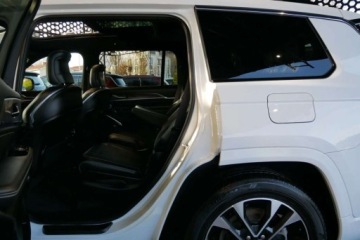 Jeep Grand Cherokee IV 2022 Jeep Grand Cherokee OverlandLong WL6os Panorama RadarCamMcIntosh MasazeNav, zdjęcie 9