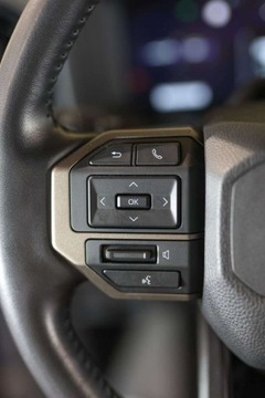 Toyota Land Cruiser VII Terenowy 5d 2.8 D-4D 204KM 2024 Toyota Land Cruiser LC 2.8 D-4D Executive aut 2.8 Diesel 205KM, zdjęcie 32