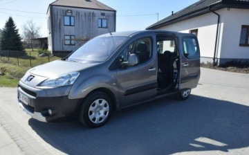 Peugeot Partner I 1.6 HDi 90KM 2009 Peugeot Partner 1.6 HDI Berlingo Klima PDC Oryginal Lakier Sprowadzony