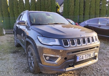 Jeep Compass II SUV 2.0 MJD 140KM 2017 Jeep Compass 2017r, Salon Polska. 2.0 Diesel. AUTOMAT. 4x4. Po zalaniu. 2.0