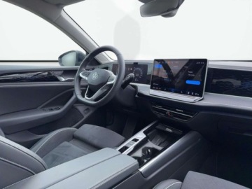 Volkswagen Passat B8 Variant Facelifting 2.0 TDI SCR 150KM 2024 Volkswagen Passat Variant 2.0 TDI Elegance, Matrix, Elegance, APP, ACC, Sa, zdjęcie 14