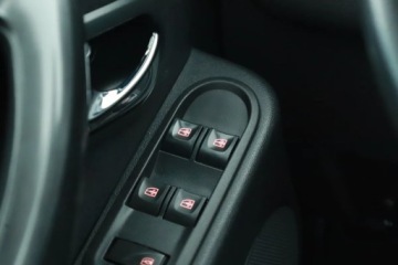 Dacia Duster I SUV Facelifting 1.2 TCe 125KM 2014 Dacia Duster 1.2 TCe, Skóra, Navi, Klima, zdjęcie 17