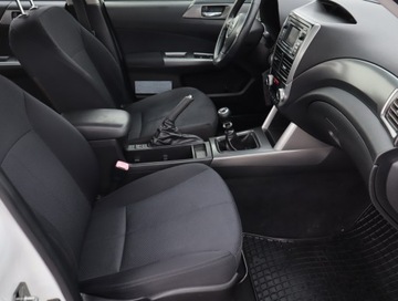 Subaru Forester III 2011 Subaru Forester 2.0 d, 4X4, VAT 23%, HAK, Klima, zdjęcie 8