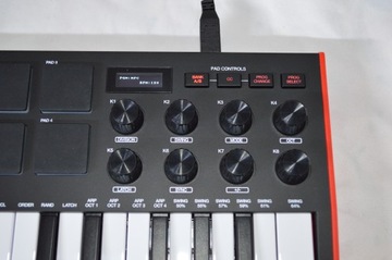 Клавиатура управления Akai MPK Mini MK3