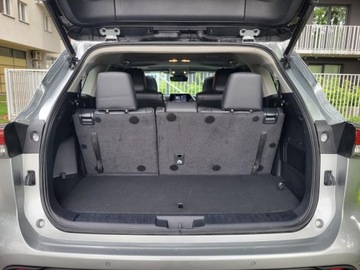 Toyota Highlander III 2.5 248KM 2023 highlander XLE * 2.5l Hybrid 247KM 4X4/AWD Przebieg:9,928km Idealny stan, zdjęcie 29