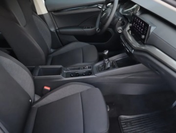 Skoda Octavia IV Liftback 1.0 TSI EVO 110KM 2021 Skoda Octavia 1.0 TSI, Salon Polska, Serwis ASO, zdjęcie 8