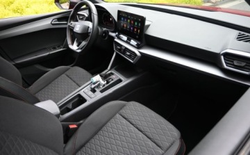 Seat Leon IV Hatchback 1.5 eTSI (MHEV) 150KM 2021 Seat Leon 1,5 TSI 150 KM FR Full Led AMBIENTE Nawigacja Virtual tacho 1.5, zdjęcie 20