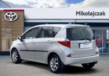 Toyota Verso-S 1.33 Dual VVT-i 99KM 2011 Toyota Verso S 1.33 Premium Salon PL Bezwypadkowy Toyota Mikolajczak Le, zdjęcie 5