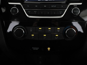 Nissan X-Trail III Terenowy 1.6 DIG-T 163KM 2017 Nissan X-Trail lift PDC tempomat Bluetooth, zdjęcie 23