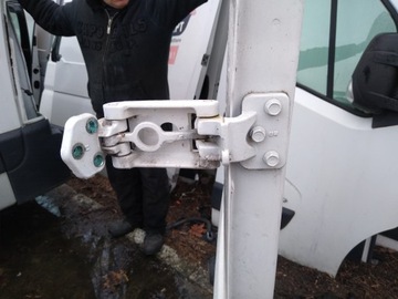 PANT HYUNDAI H350 2013-2023 DVEŘE ZADNÍ PRAVÝ HORNÍ