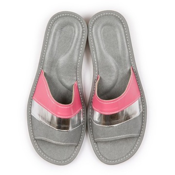 Pantofelki klapki damskie kapcie różowe w paski srebrne skóra r.38