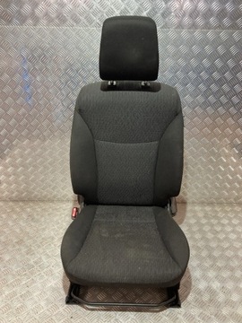 SEDADLO LEVÝ PŘEDNÍ SUZUKI BALENO II 15-
