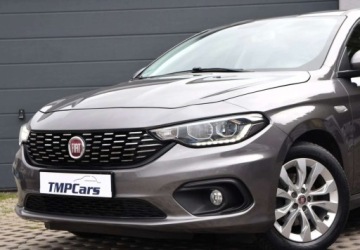 Fiat Tipo II Sedan 1.6 MultiJet 120KM 2017 Fiat Tipo Kamera cofania _ LED _ Alu felgi _ Podgrzewane fotele 1.6 Diesel, zdjęcie 12