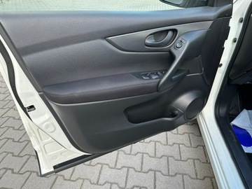 Nissan Qashqai II Crossover 1.2 DIG-T 115KM 2015 Nissan Qashqai 1.2 t-dig, Led, Tempomat, zdjęcie 12