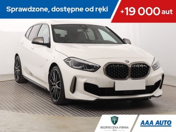 BMW Seria 1 F40 Hatchback M 2.0 M135i 306KM 2023 BMW 1 M135i xDrive, Salon Polska, Serwis ASO