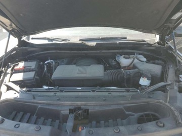 Chevrolet Suburban GMT900 2024 Chevrolet Suburban K1500 LT 2024 5.3l 5.3 Benzyna 355KM, zdjęcie 6