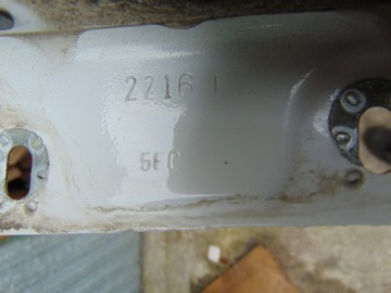 BŁOTNIK LEWY PRZÓD SKODA OCTAVIA III 5E0