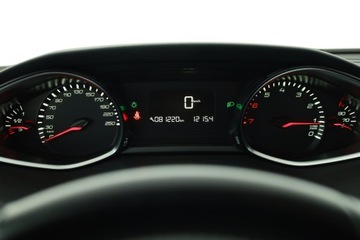 Peugeot 308 II SW Facelifting 1.2 PureTech 110KM 2019 Peugeot 308 1.2 PureTech, Salon Polska, zdjęcie 7