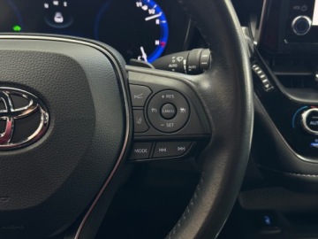 Toyota Corolla XII TS Kombi Facelifting 2.0 Hybrid Dynamic Force 196KM 2022 Toyota Corolla Comfort + Tech + Style / LED / Podg, zdjęcie 21