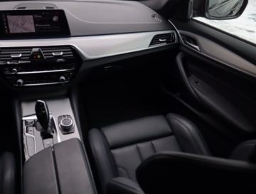 BMW Seria 5 G30-G31 Limuzyna 520d 190KM 2020 BMW 5 520d xDrive, Salon Polska, Serwis ASO, zdjęcie 7