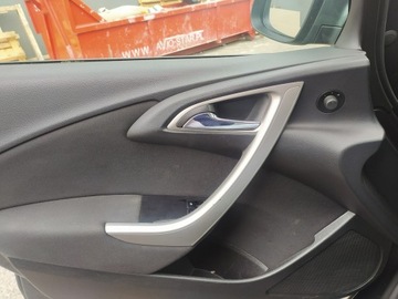 Opel Astra J Hatchback 5d 1.6 Twinport ECOTEC 115KM 2011 Opel Astra 1,6 115 KM ,Salon Polska, zdjęcie 6