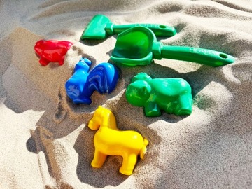 ДЕРЕВЯННАЯ ПЕСОЧНИЦА С ВЕРХНЕЙ, ПРОПИТАННОЙ 120 FREE FAST GREEN