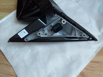 BMW 2 F44 LUSTERKO PRAWE 5 PIN 9448564