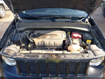 Jeep Renegade 2021 Jeep Renegade Jeepster 2021 2.4l 2.4 Benzyna 180KM, zdjęcie 8