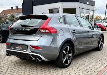 Volvo V40 II Cross Country Facelifting 2.0 T4 190KM 2018 Volvo V40 T4 R-DESIGN 190KM alcantara FULL LED bezwypadkowy 1 wlasciciel F, zdjęcie 16