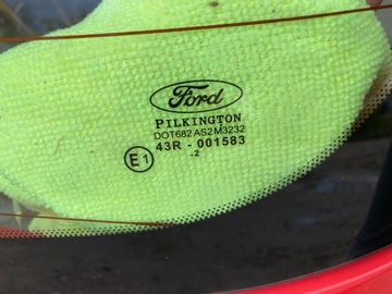 FORD KA II - SKLO (OKNO) KRYT ZADNÍ