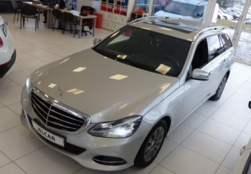 Mercedes Klasa E W212 Kombi Facelifting 220 CDI 170KM 2015 Mercedes-Benz Klasa E E220 W212 Lift 170KM Serwisowany Bezwypadkowy 2.1, zdjęcie 2