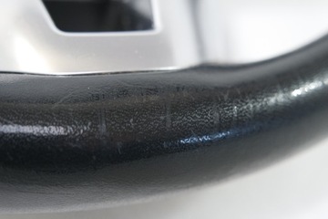 Многофункциональный кожаный руль MAZDA 2.