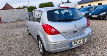 Nissan Tiida Hatchback 1.6 i 110KM 2009 Nissan Tiida Nissan Tiida 1.6 Benzyna 110KM, zdjęcie 9