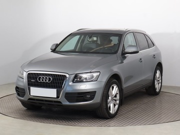 Audi Q5 I SUV 2.0 TDI 170KM 2010 Audi Q5 2.0 TDI, Salon Polska, 167 KM, 4X4, zdjęcie 1