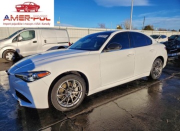 Alfa Romeo Giulia II Sedan 2.0 TBi 280KM 2018 Alfa Romeo Giulia Q4 2018 2.0 Benzyna 280KM