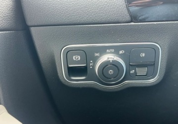 Mercedes EQA SUV 250 190KM 2021 Mercedes-Benz EQA Kamera Wirtualny kokpit Nawigacja Elektryczny 190KM, zdjęcie 21