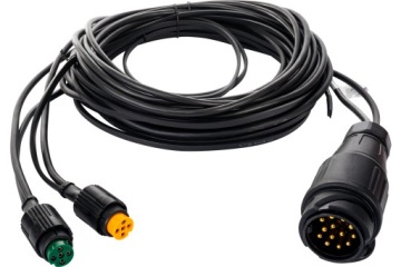 Комплект фонарей прицепа: задние фонари + светодиодные габаритные фонари + 13-контактный луч длиной 5,5 м.