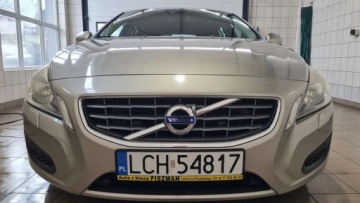 Volvo V60 I Kombi 2.4 D5 215KM 2011 Volvo V60 2,4 D5 215KM AWD 267tys.km, automat, navi, tempomat, sewisowany, zdjęcie 5